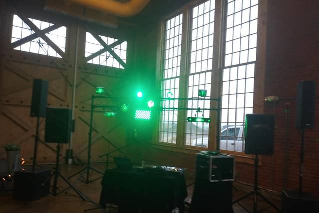 3#Premier Reception Package