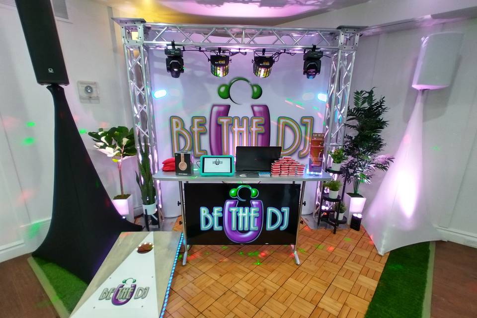 U Be The DJ