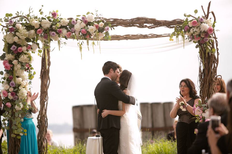 Bride & Blossom