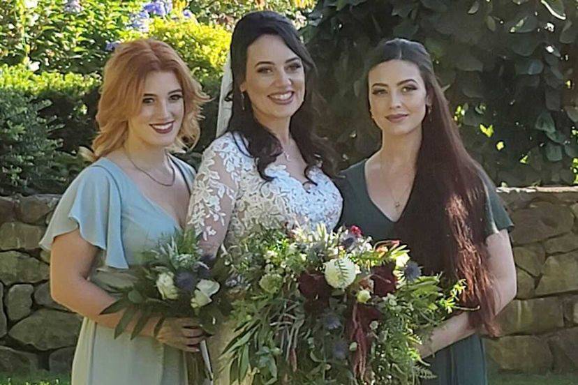 Bride & Daughters