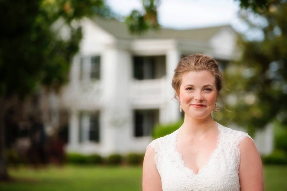 A smiling bride