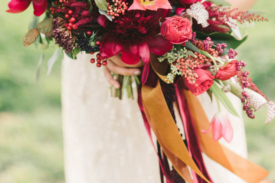 The bride holding her bouquet