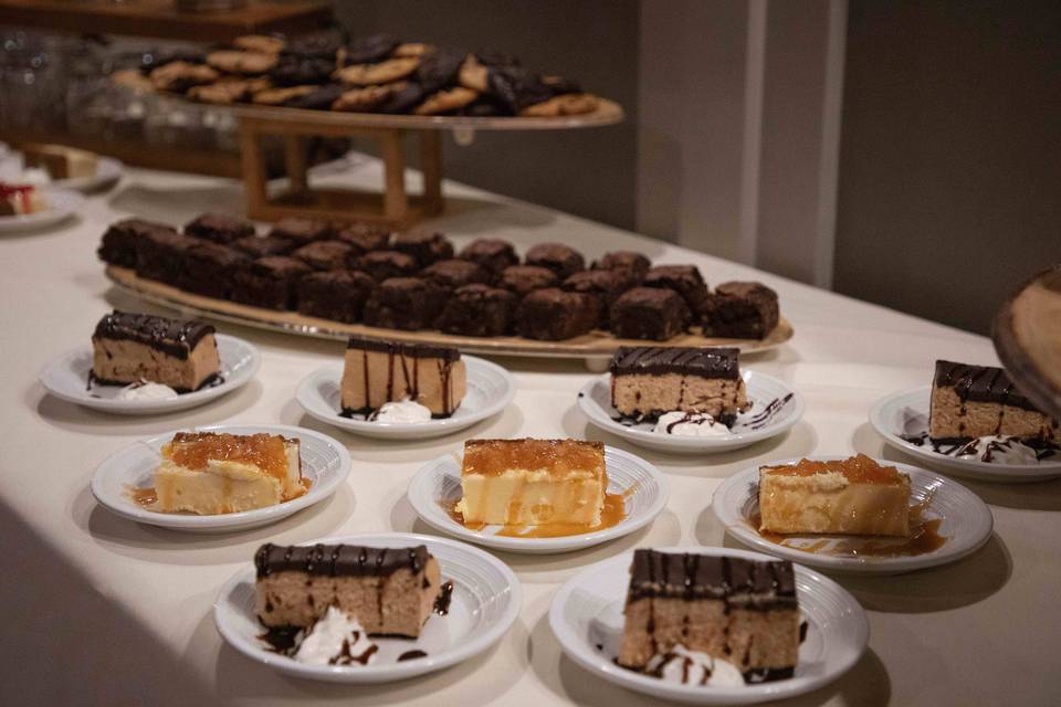 Dessert display