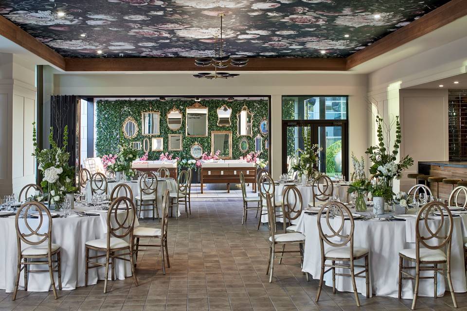 Elegant wedding setup