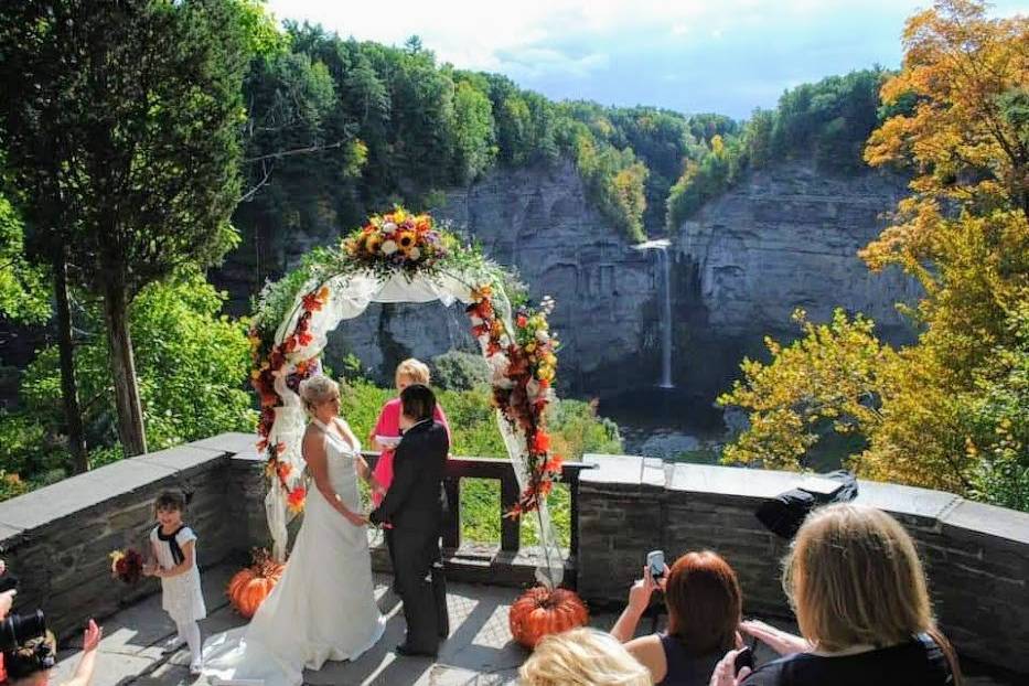 Ithaca, NY Arch Floral