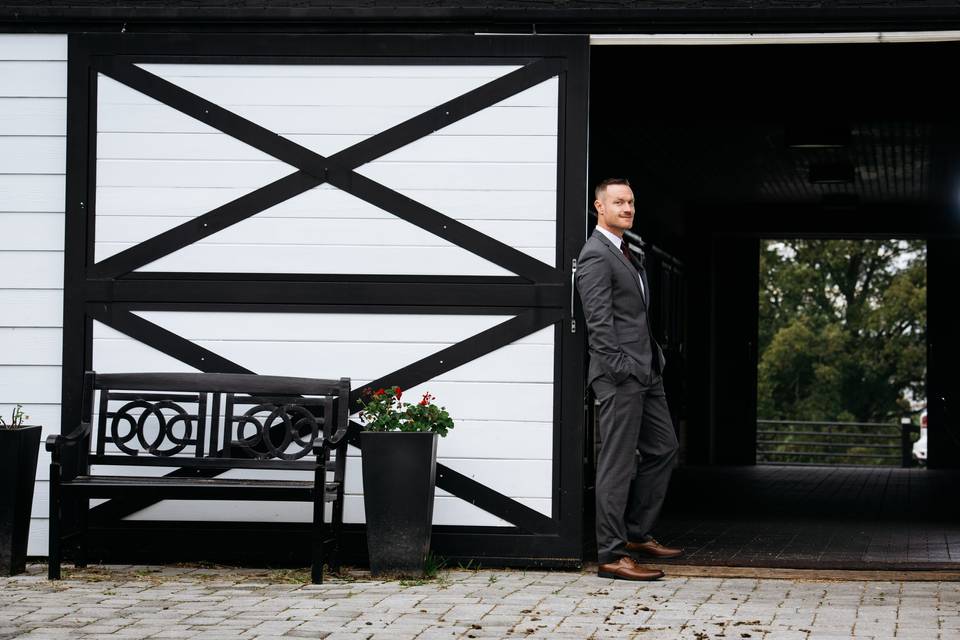 Groom and barn door