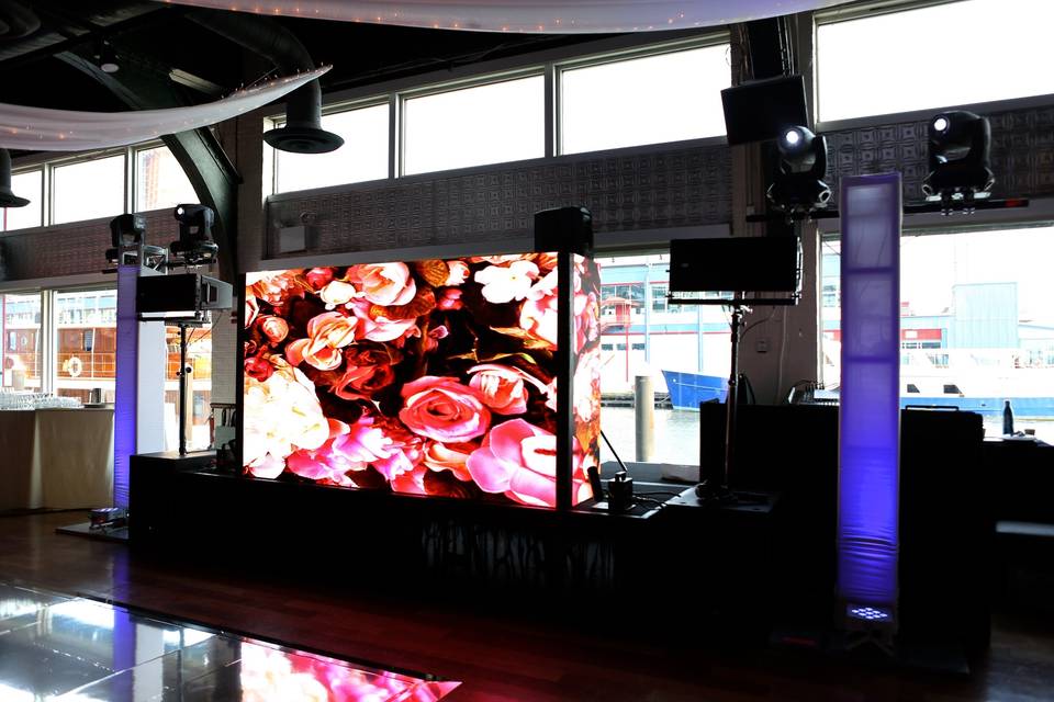 DJUSA LED Video Wall DJ Booth