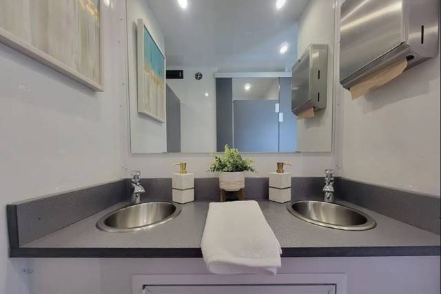 The Fancy Flush