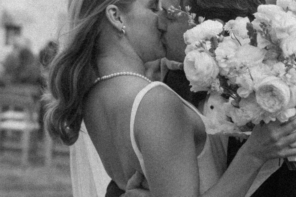 Bride + Grooms Kiss