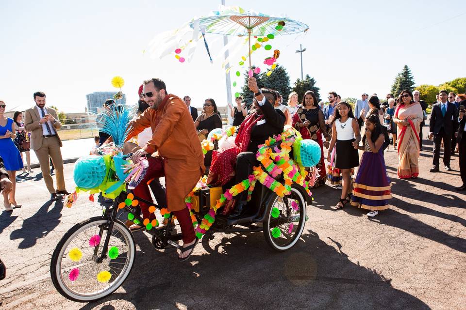 Baraat at the roostertail