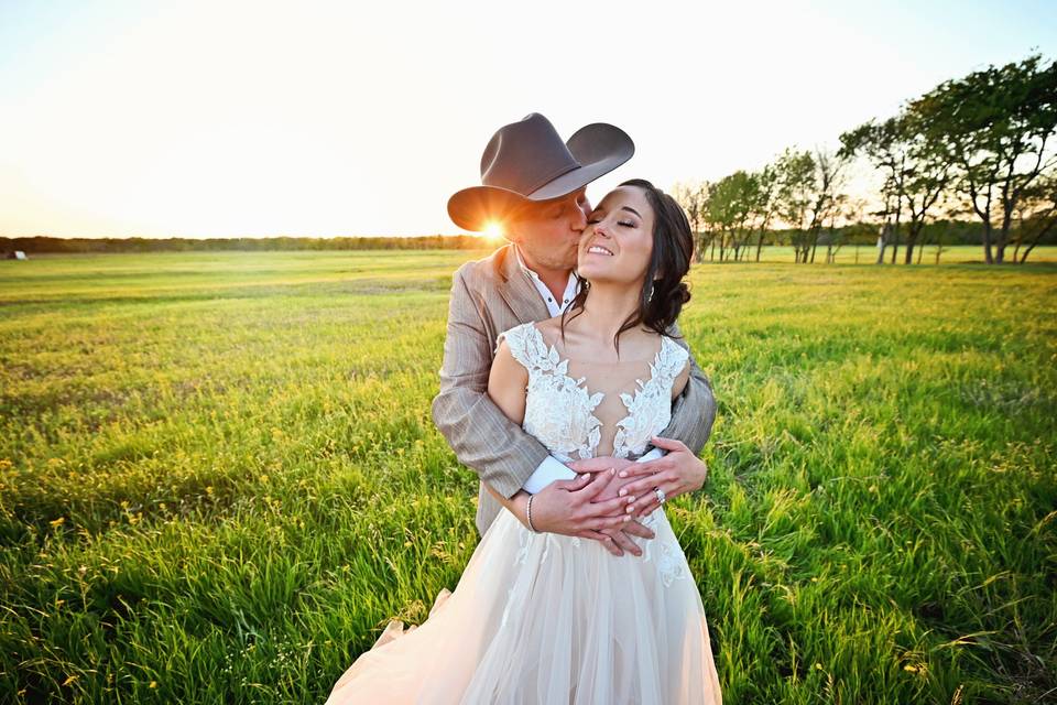 Newlyweds - Lucero Cervantes Photography