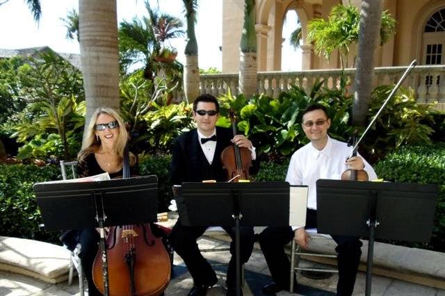 The Violin Studio is one of the best live entertainment providers in Florida. We offer knowledge and expertise in the entertainment business, commitment to the highest quality of music and friendly professionalism to help you organize the music aspect of your wedding.