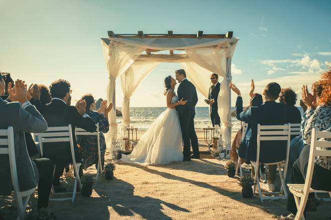 Outdoor wedding insurance