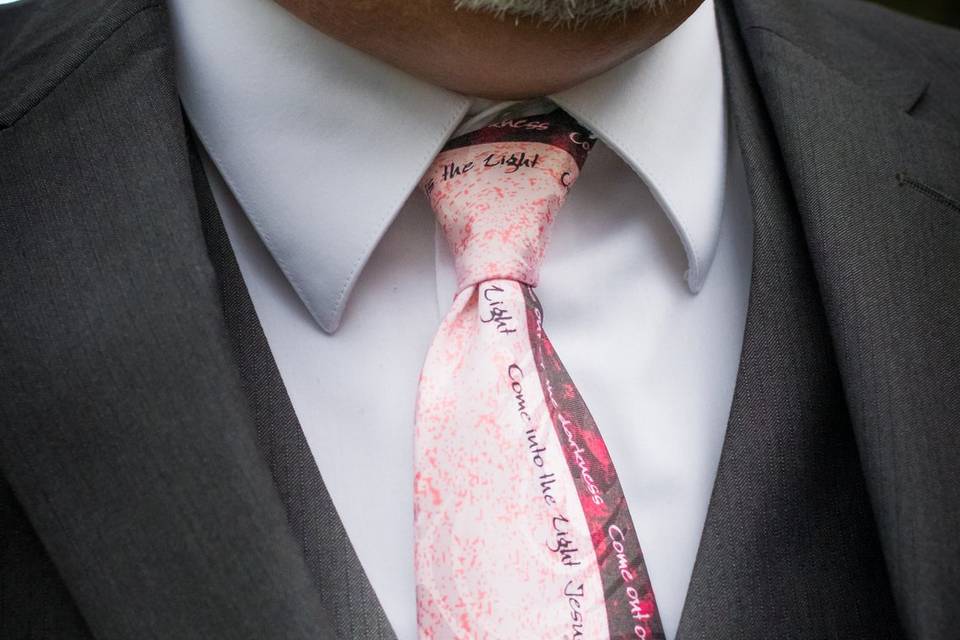This tie makes a statement..