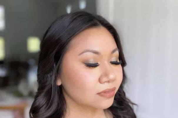 Eyeshadow and lashes