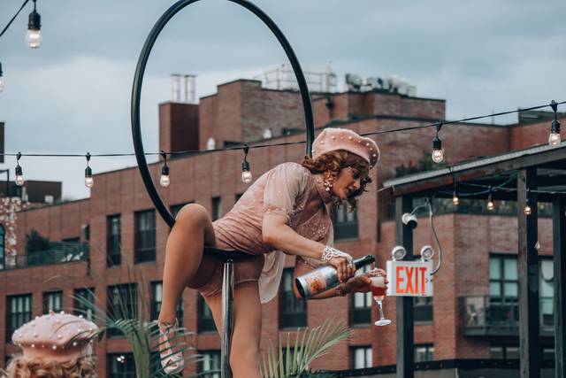 Entertaining bar services