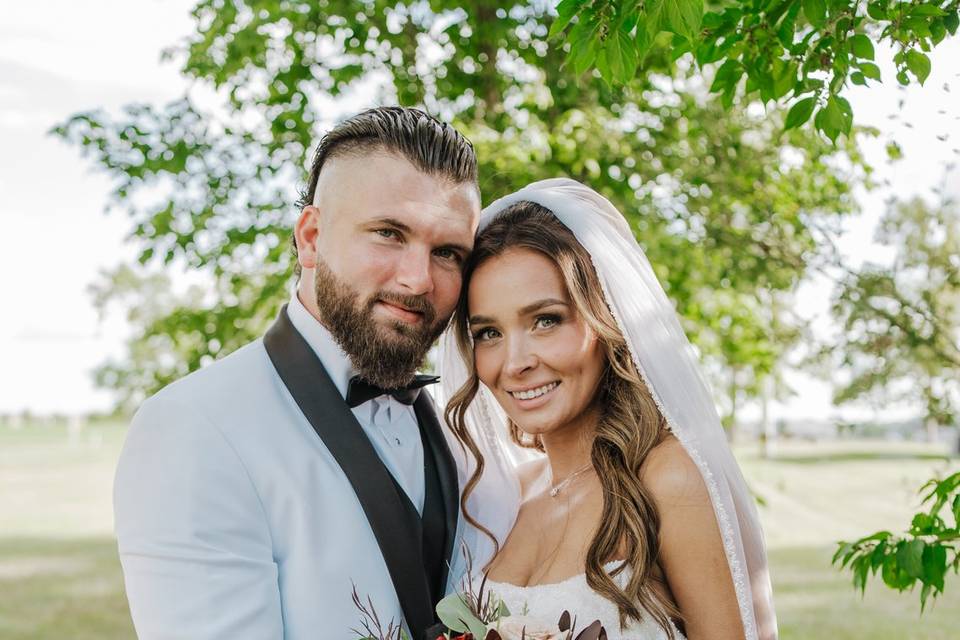 MR & MRS