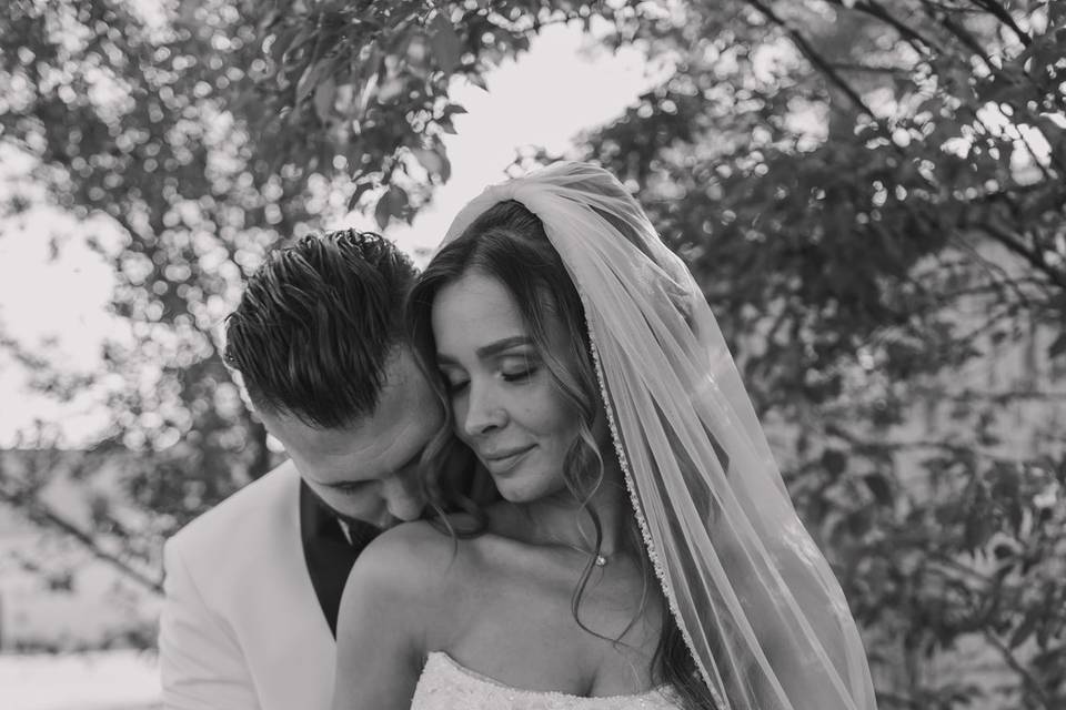 BRIDE & GROOM