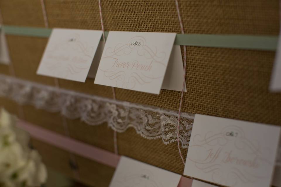 Individually Personalized Escort Cards (designed by Stacey Holton)
Photography by: Kamee June Photography / www.kameejune.com