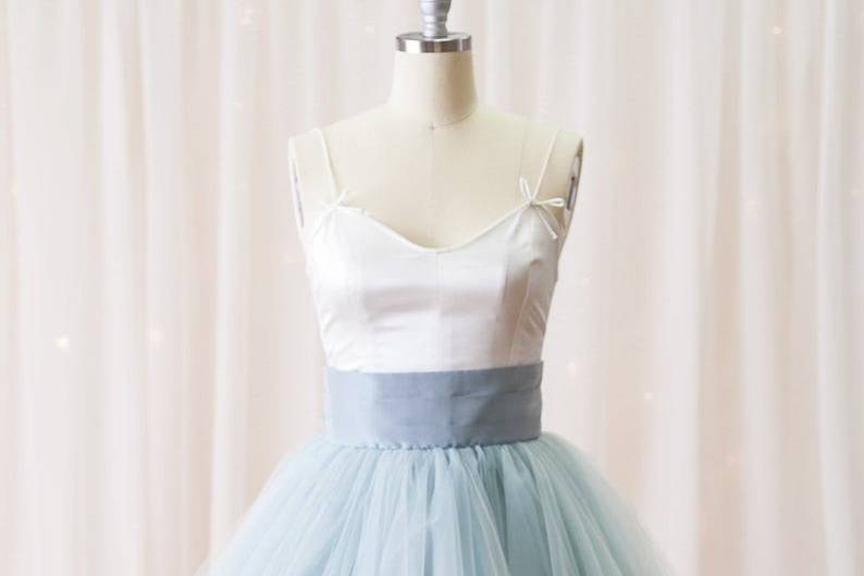Silk tulle and blue color