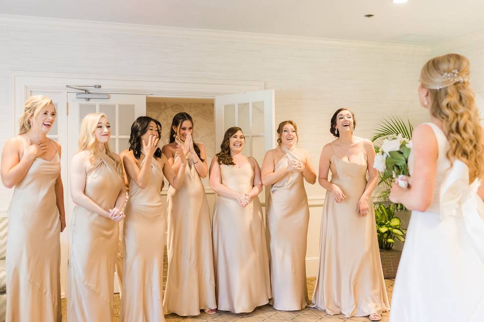 K + P Bridesmaids First Look