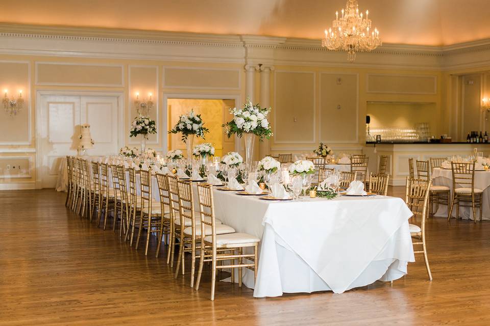 K + P Head Table