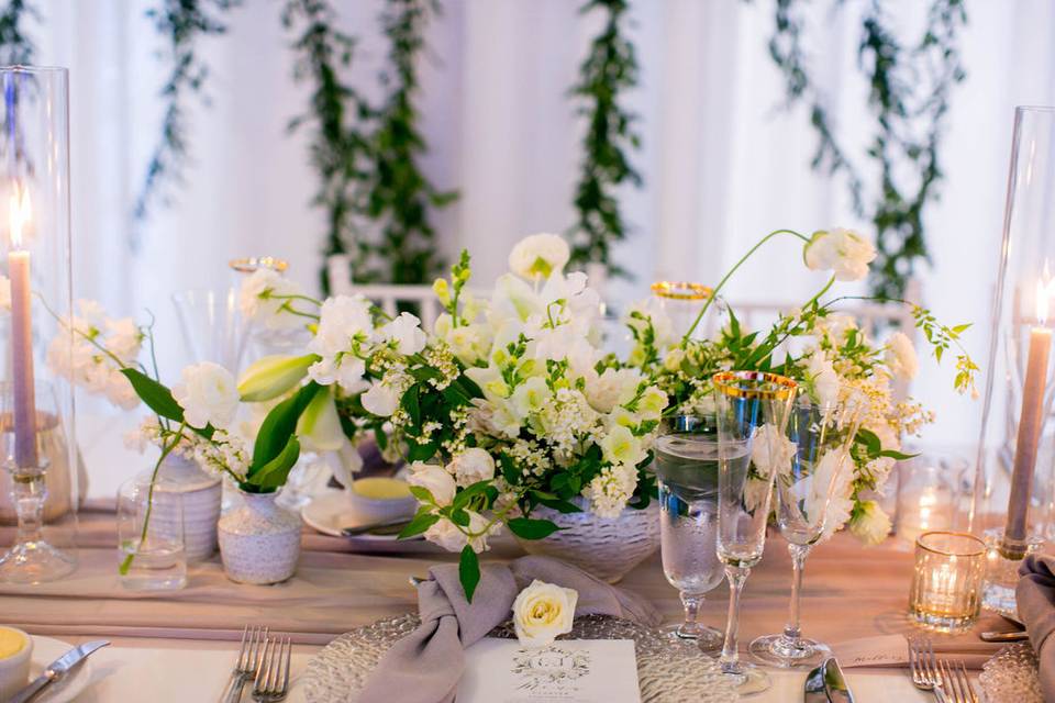 Organic Tablescape