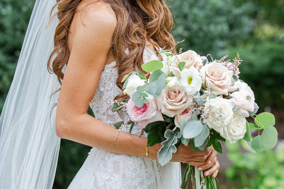 Bridal hair and makeup