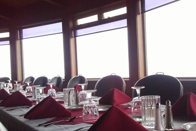 A Small and Intimate Wedding