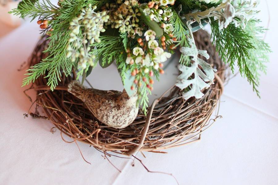 Eggs nest centerpiece