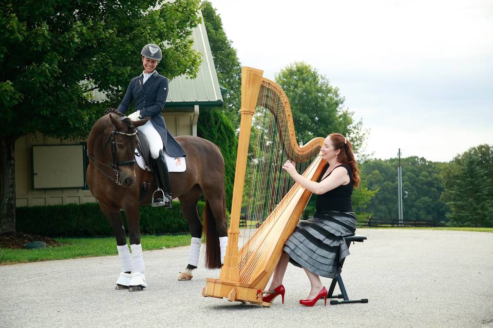 Kela Walton - Harpist