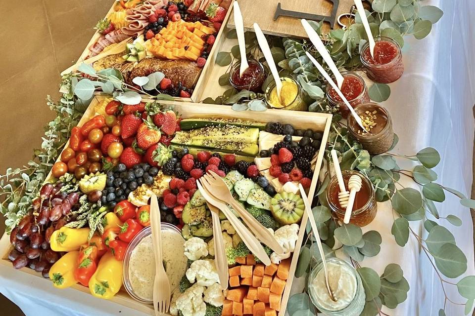 Custom Grazing tables