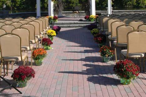 The Terrace at Waters Edge Lighthouse