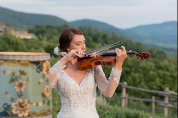 Violin bride