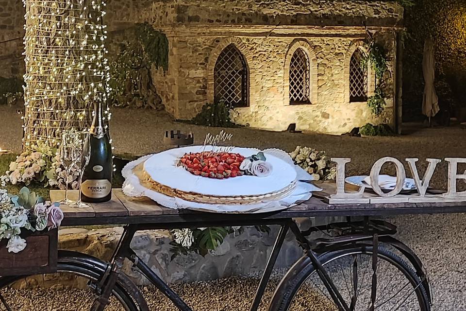 Borgo di Castelvecchio cake