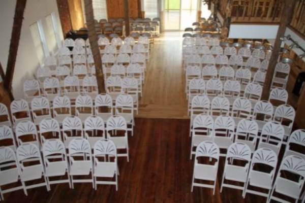 Indoor ceremony set-up