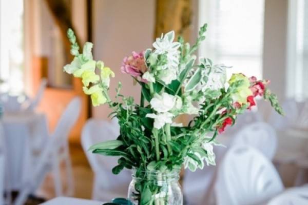 Floral centerpiece