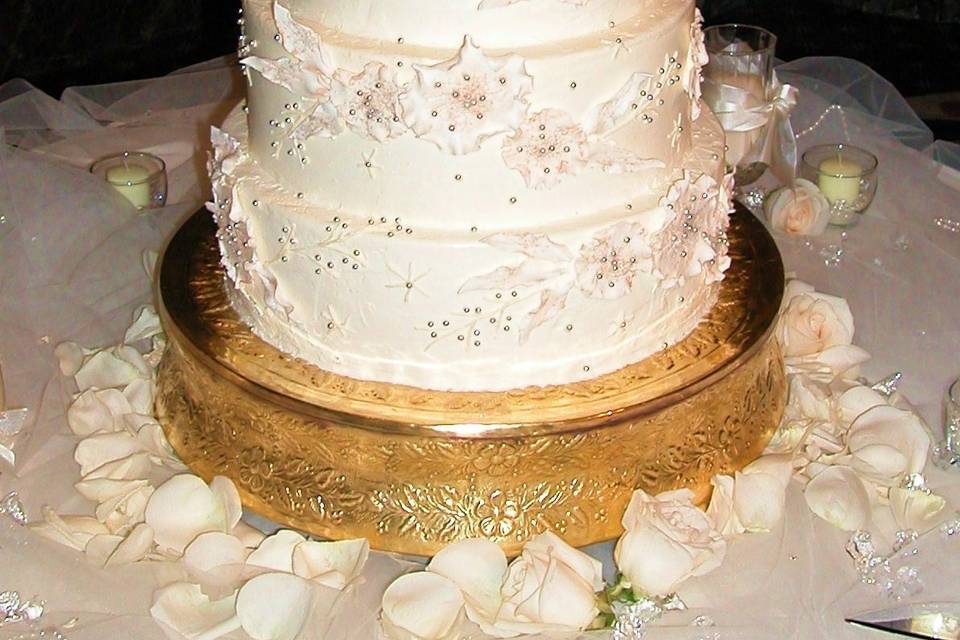 Wedding Cake inspired by bride's wedding dress fabric