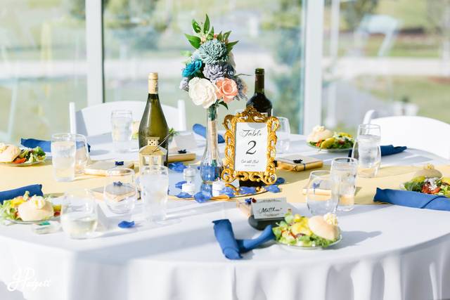 Table Setting at Cade Museum