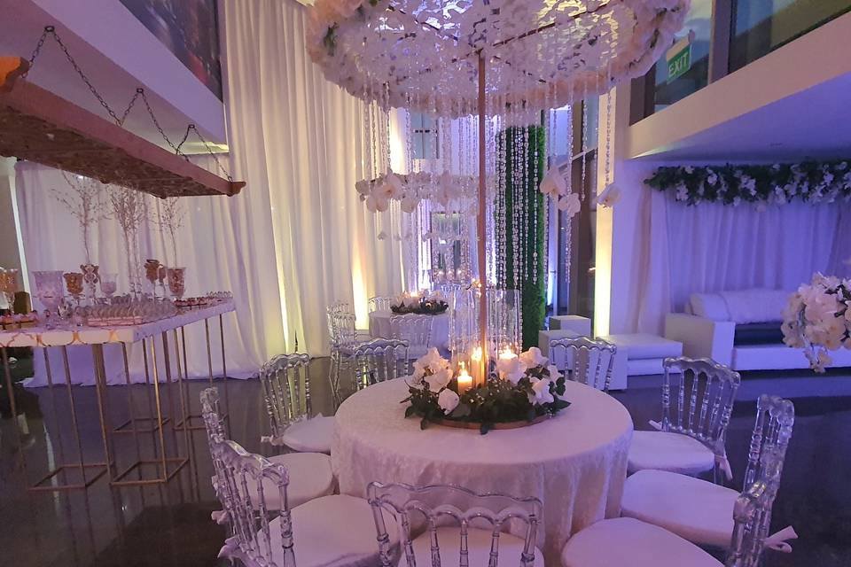 Tall crystal centerpiece