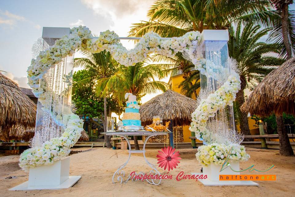 White flower garland