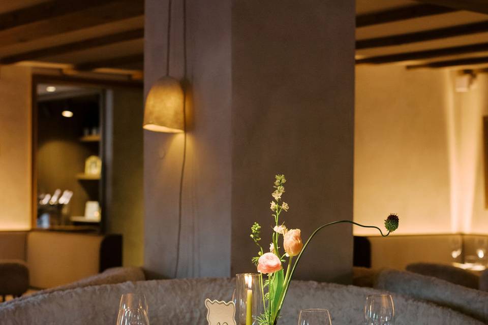 Tablescape