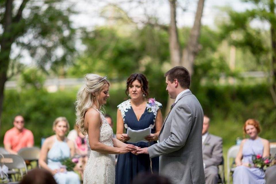 Wedding Officiant Of Pennsylvania