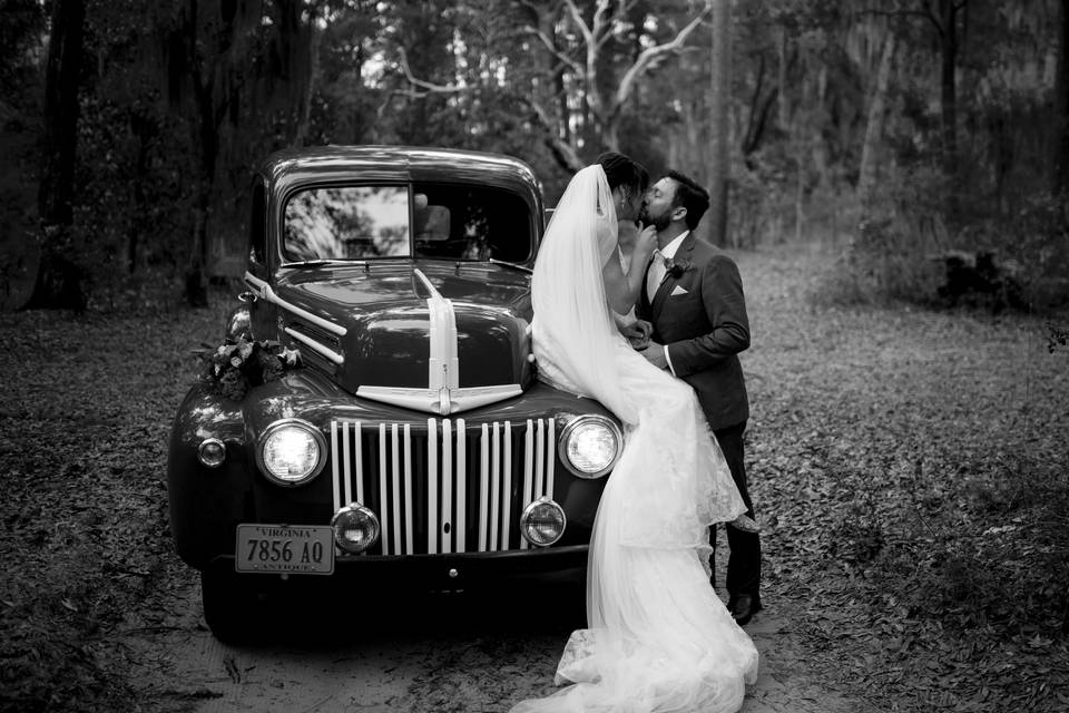 Vintage truck wedding