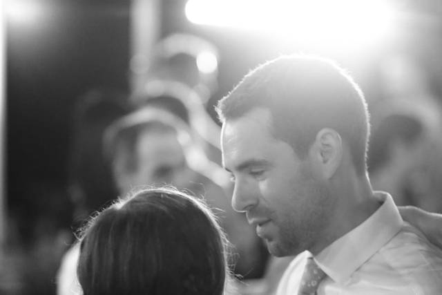 Newlyweds dance