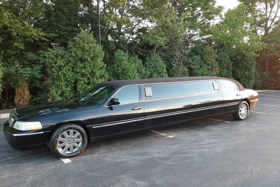 8 Passenger Limousine