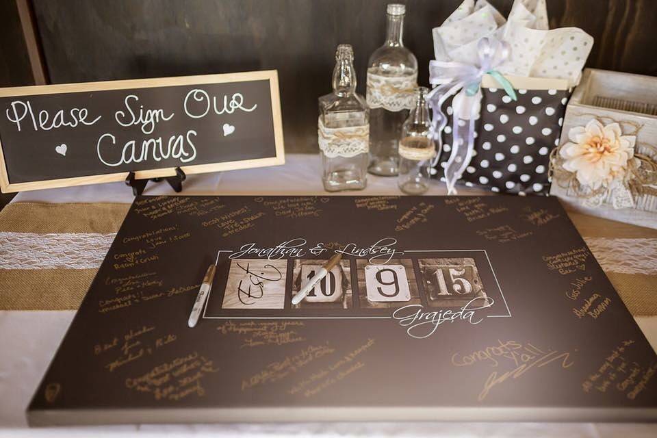 We have so many ideas for your guests to sign!