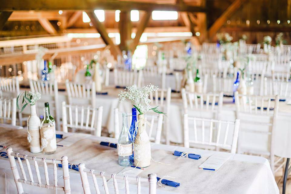Guests tables in the Barn