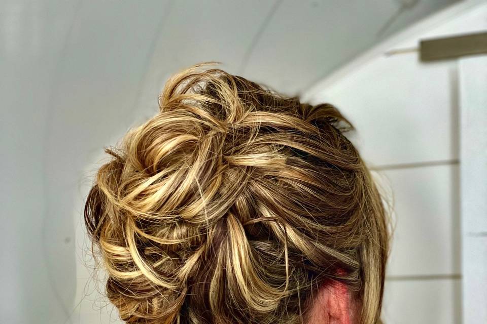 Updo/Style