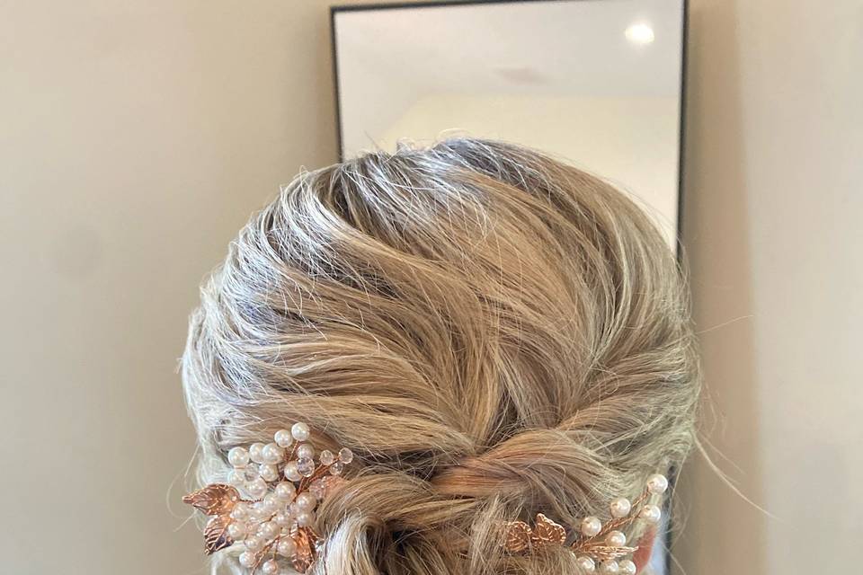 Updo/Style